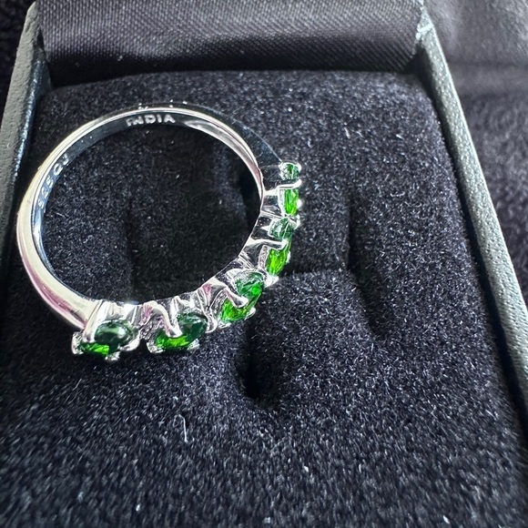 Chrome Diopside in sterling silver Ring by Colleen Lopez - Picture 7 of 10